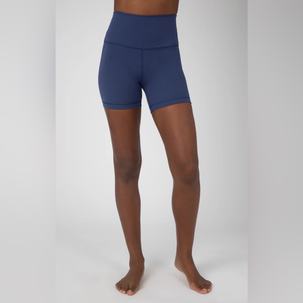 Yogalicious Lux Elastic Free High Waist 5” Biker Short size XS NWT
